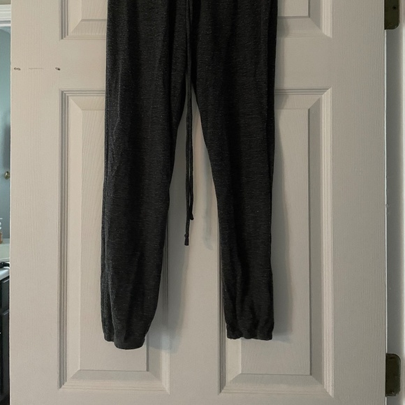 Ocean Dr Clothing co charcoal gray lightweight sweatpant joggers with drawstring - Picture 2 of 2